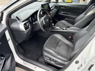 Foto van Toyota C-HR