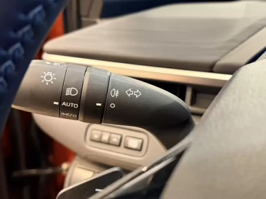 Foto van Toyota C-HR+