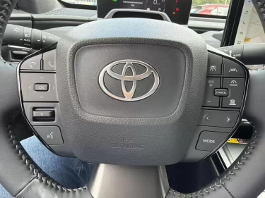 Foto van Toyota C-HR+