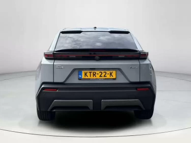 Foto van Toyota C-HR+