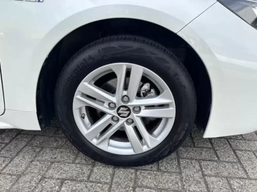 Foto van Suzuki Swace