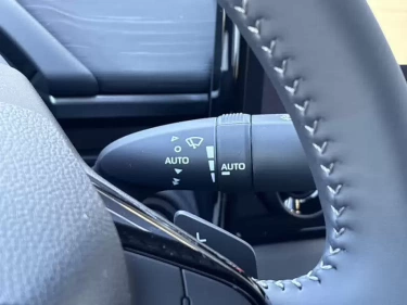 Foto van Toyota C-HR+