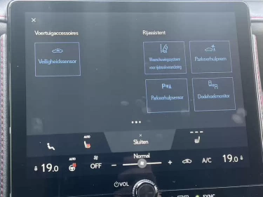 Foto van Lexus LBX