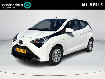 Toyota Aygo 1.0 VVT-i x-play **APPLE CARPLAY/ BEGRENZER/ TOERENTELLER** occasion 2021