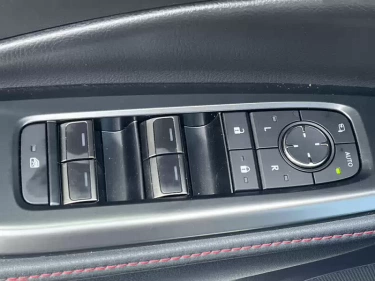 Foto van Lexus LBX