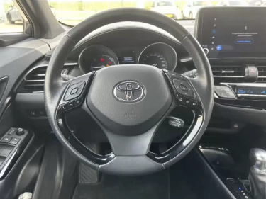 Foto van Toyota C-HR