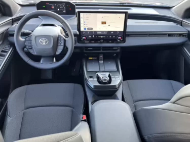 Foto van Toyota C-HR+