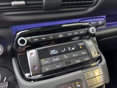 Foto van Hyundai INSTER