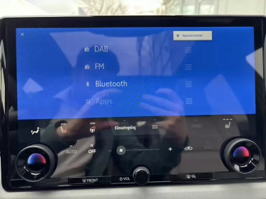 Foto van Toyota C-HR+