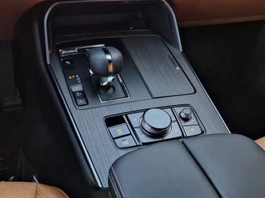 Foto van Mazda CX-80