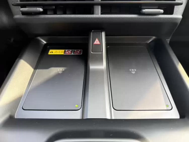 Foto van Toyota C-HR+