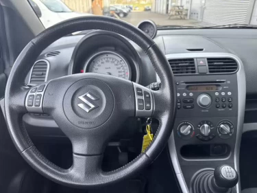 Foto van Suzuki Splash