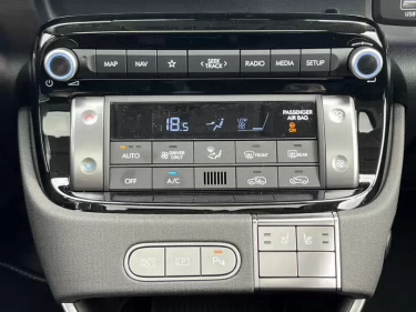 Foto van Hyundai INSTER