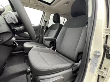 Foto van Hyundai INSTER