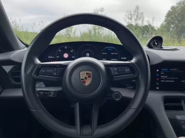 Foto van Porsche Taycan