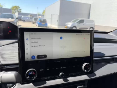 Foto van Toyota C-HR+