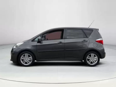 Foto van Toyota Verso-S