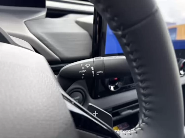 Foto van Toyota C-HR+