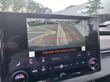 Foto van Toyota C-HR+