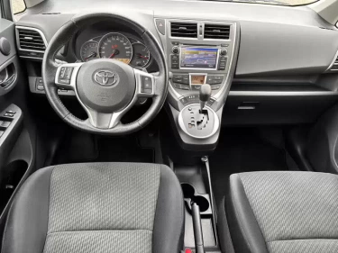 Foto van Toyota Verso-S