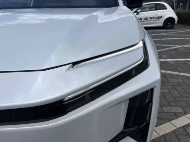 Foto van Toyota C-HR+