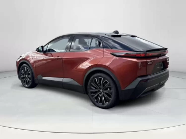 Foto van Toyota C-HR+