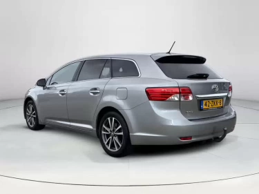 Foto van Toyota Avensis Wagon