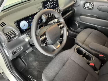 Foto van Hyundai INSTER