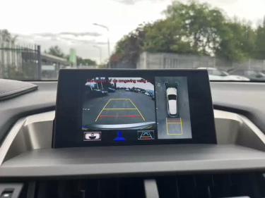 Foto van Lexus NX