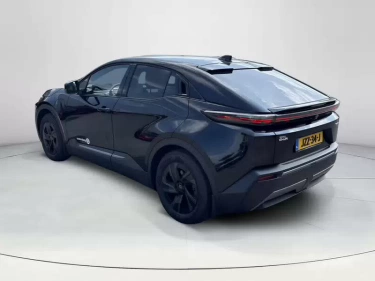 Foto van Toyota C-HR+