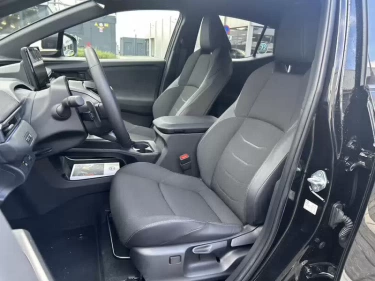 Foto van Toyota C-HR+