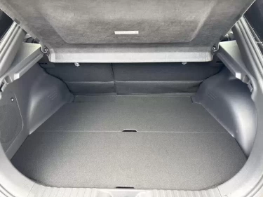 Foto van Toyota C-HR+