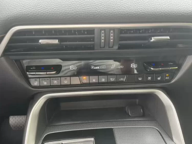 Foto van Mazda CX-60