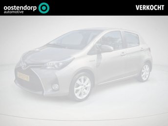 Toyota Yaris 1.5 Hybrid Dynamic | Fietsendragerbeugel | Navigatie | Licht metalen velgen | Bluetooth | Parkeercamera | occasion 2016