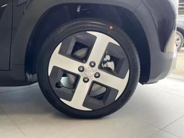 Foto van Hyundai INSTER