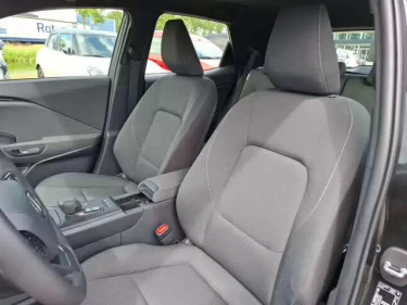 Foto van Lexus LBX