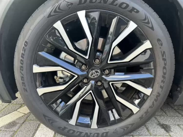 Foto van Toyota C-HR+