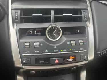 Foto van Lexus NX