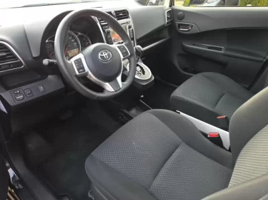 Foto van Toyota Verso-S